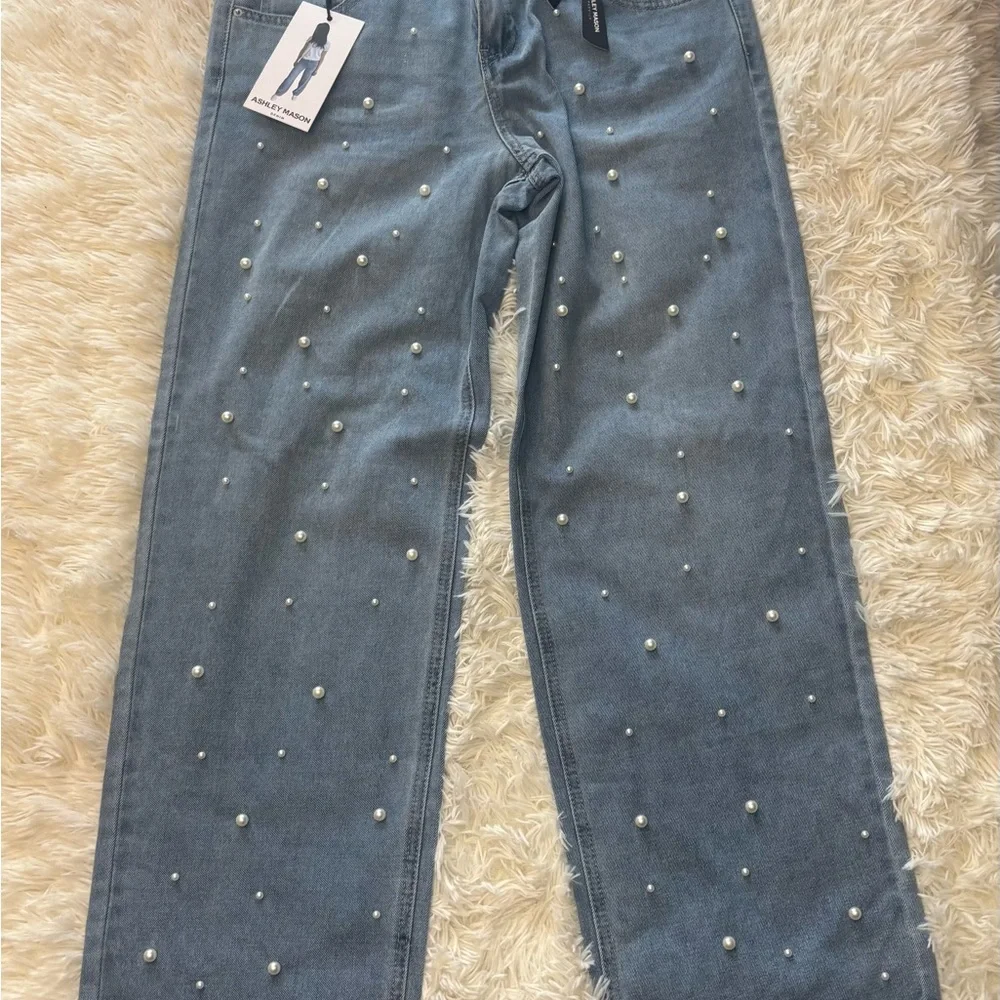 SOLD - Picture 2 of 4